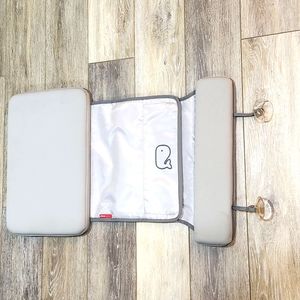 Skip Hop Gray Bath Kneeler